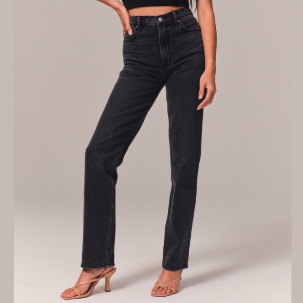 Abercrombie & Fitch Curve Love Black High Rise 90s Straight Leg Jeans